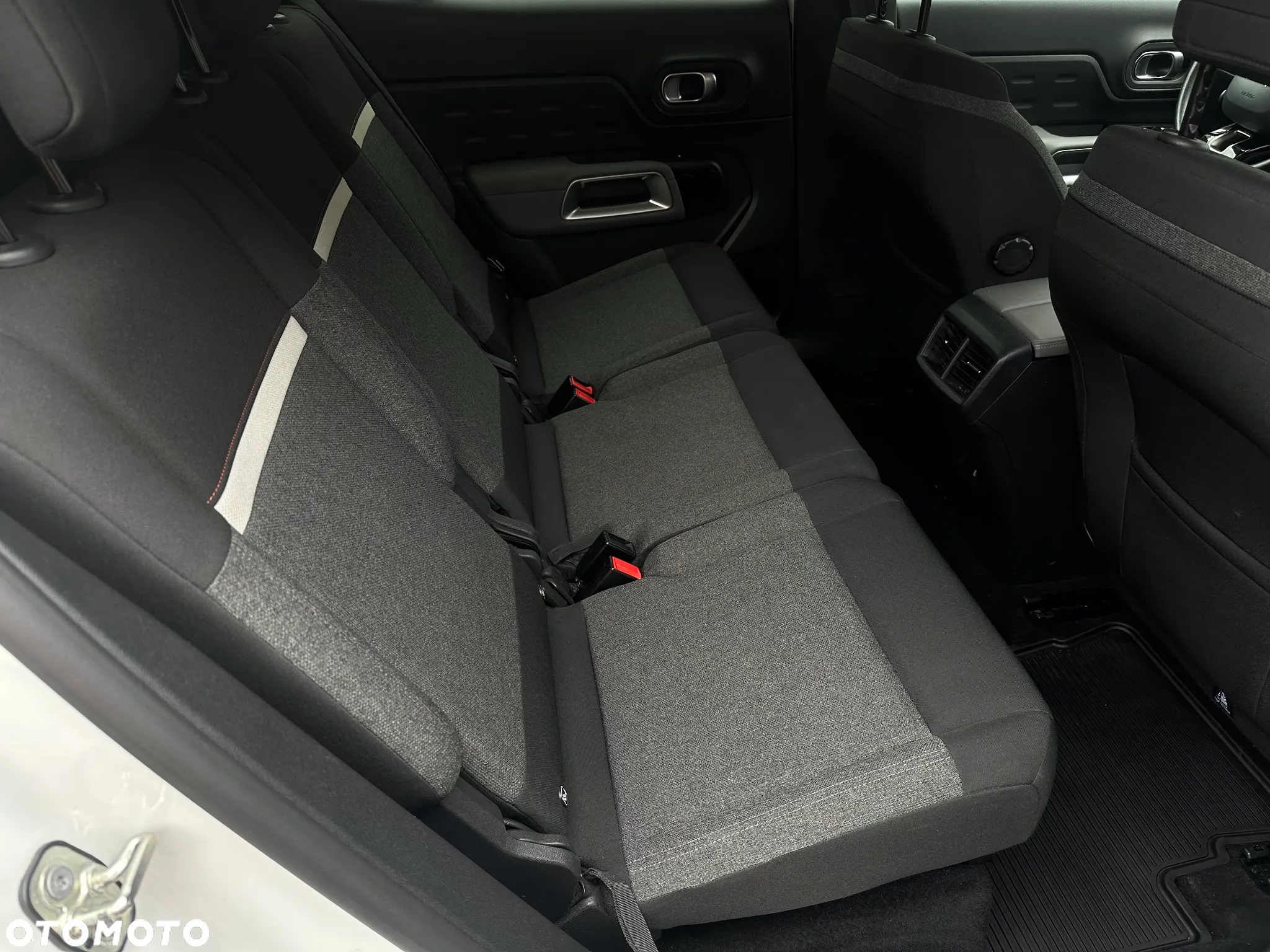 Citroën C5 Aircross 1.5 BlueHDi C-Series - 17