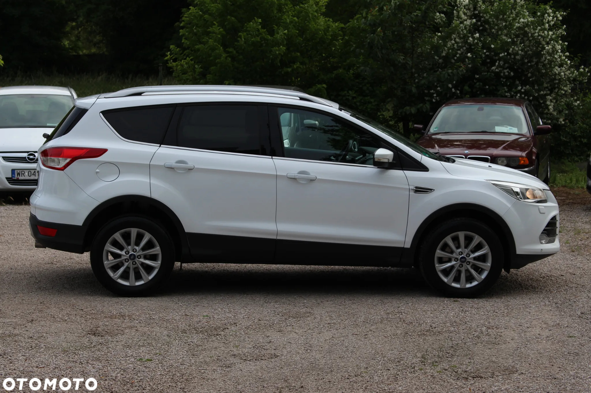 Ford Kuga 2.0 TDCi 2x4 Titanium - 10
