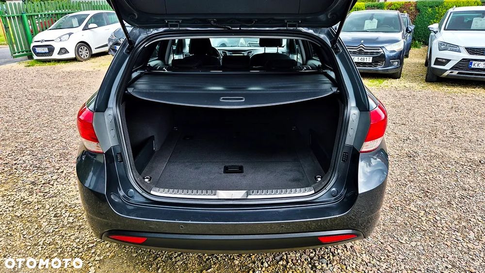 Hyundai i40 1.6 GDI Comfort + - 32