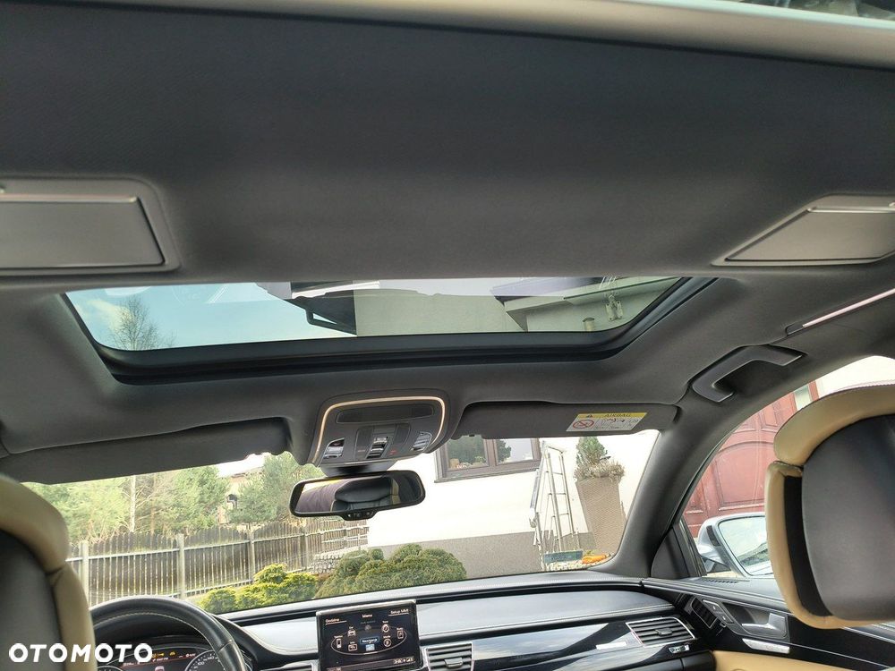 Audi A8 - 32