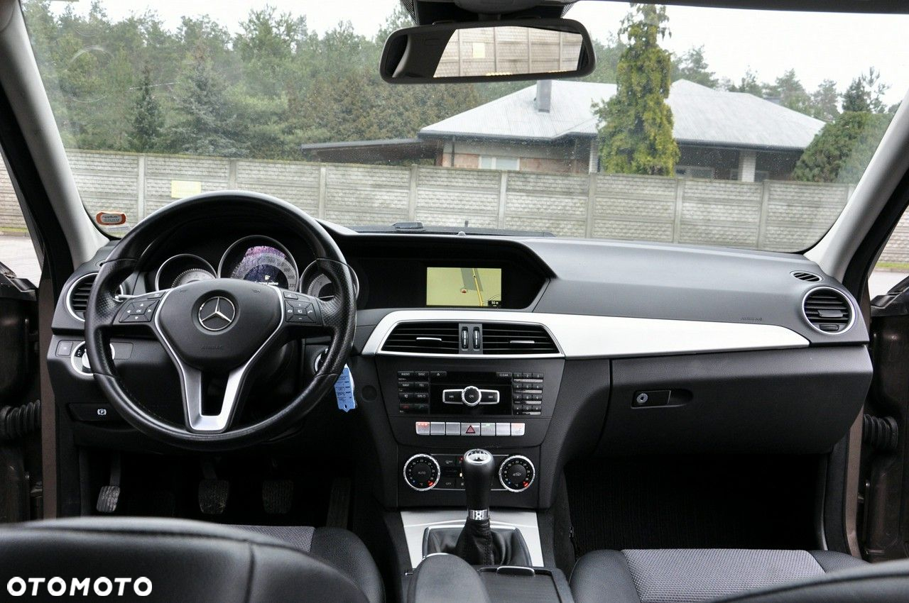Mercedes-Benz Klasa C 180 T CDI DPF (BlueEFFICIENCY) Elegance - 5
