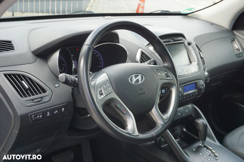 Hyundai ix35 2.0 CRDI 4WD Automatik Style - 28