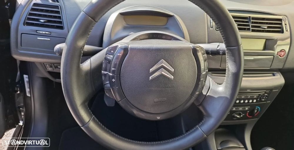 Citroën C4 Coupé 1.6 HDi 110 VTR - 8