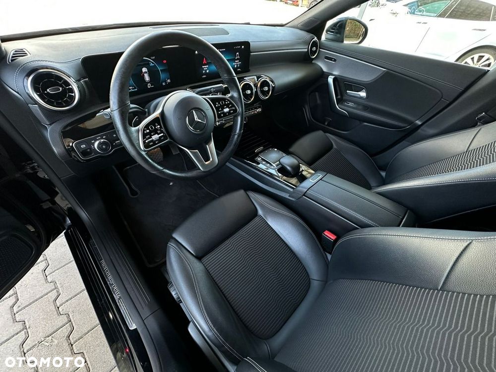 Mercedes-Benz CLA 220 d 8G-DCT - 13