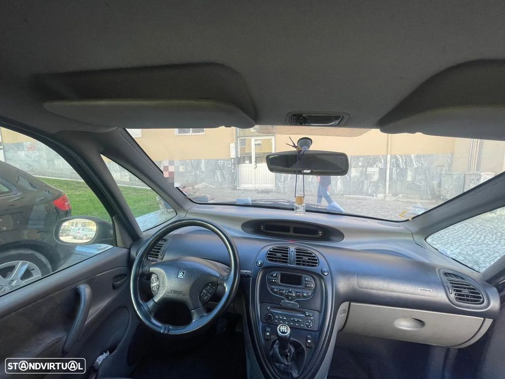Citroën Xsara Picasso 1.6 SX - 2