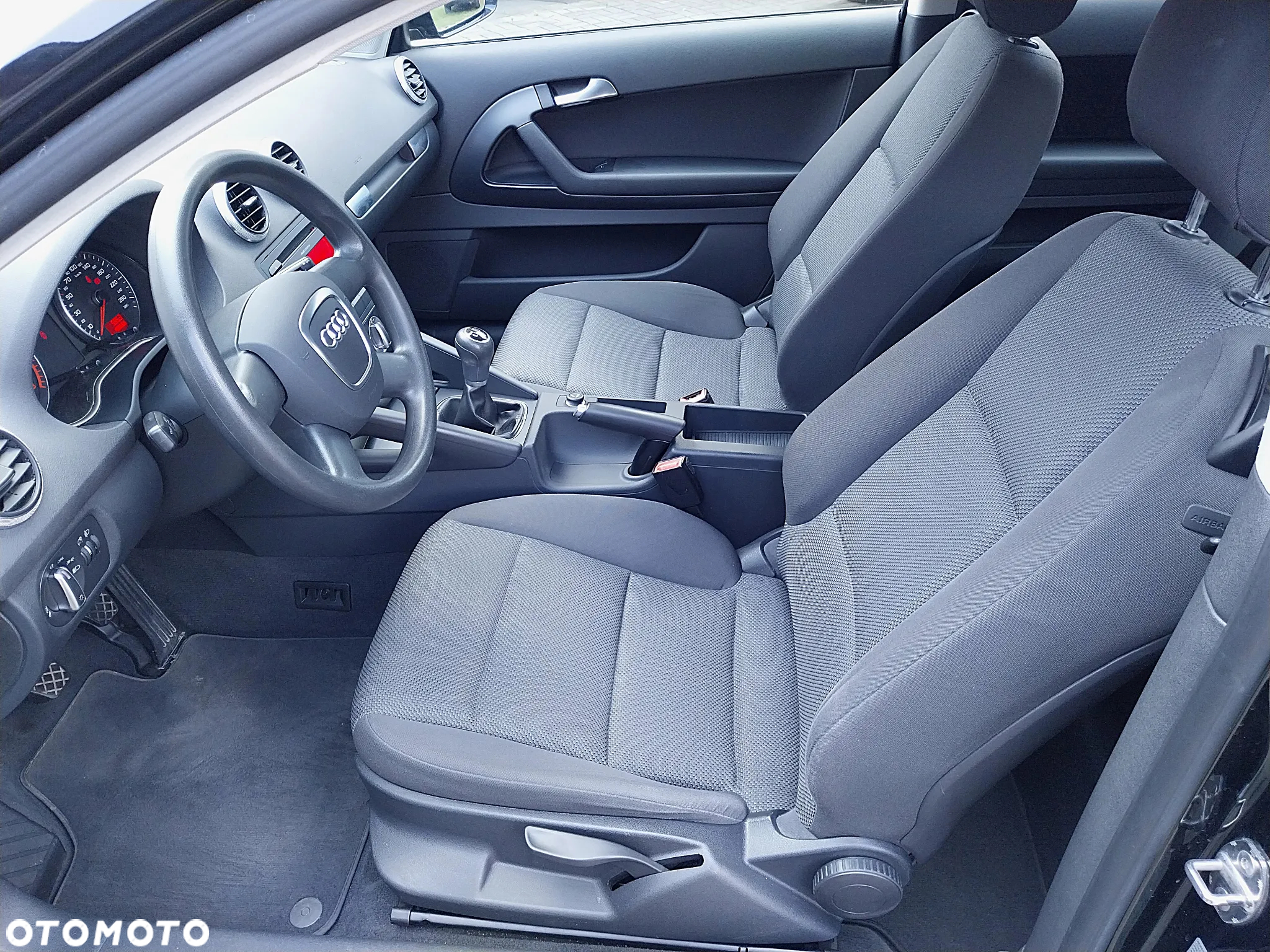 Audi A3 1.6 Attraction - 5