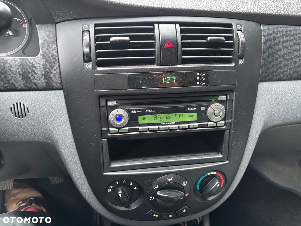 Chevrolet Lacetti - 11