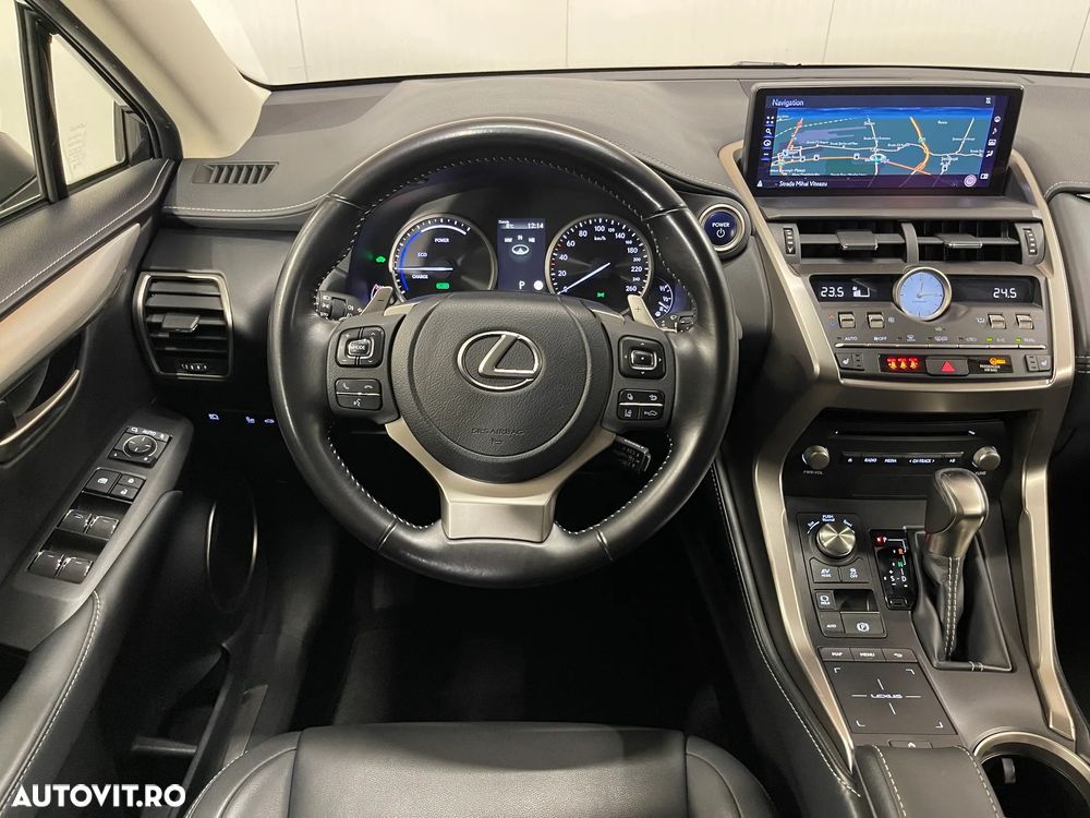 Lexus Seria NX 300h AWD Executive Plus - 6