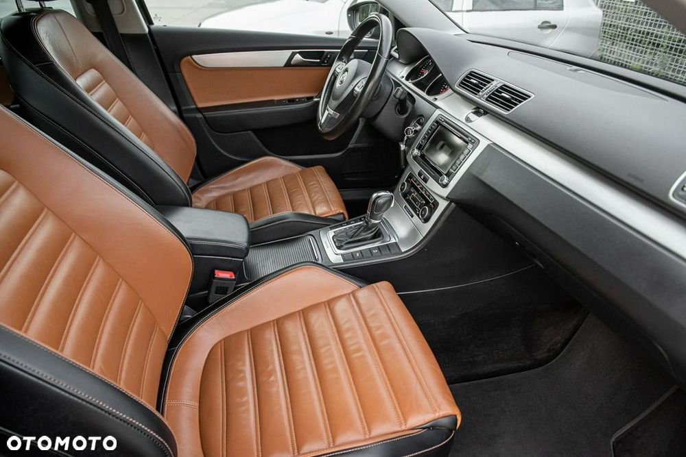 Volkswagen Passat - 9
