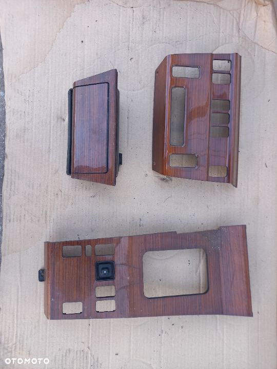 MERCEDES W124 PANELE DREWNIANE Z DESKI WAWA