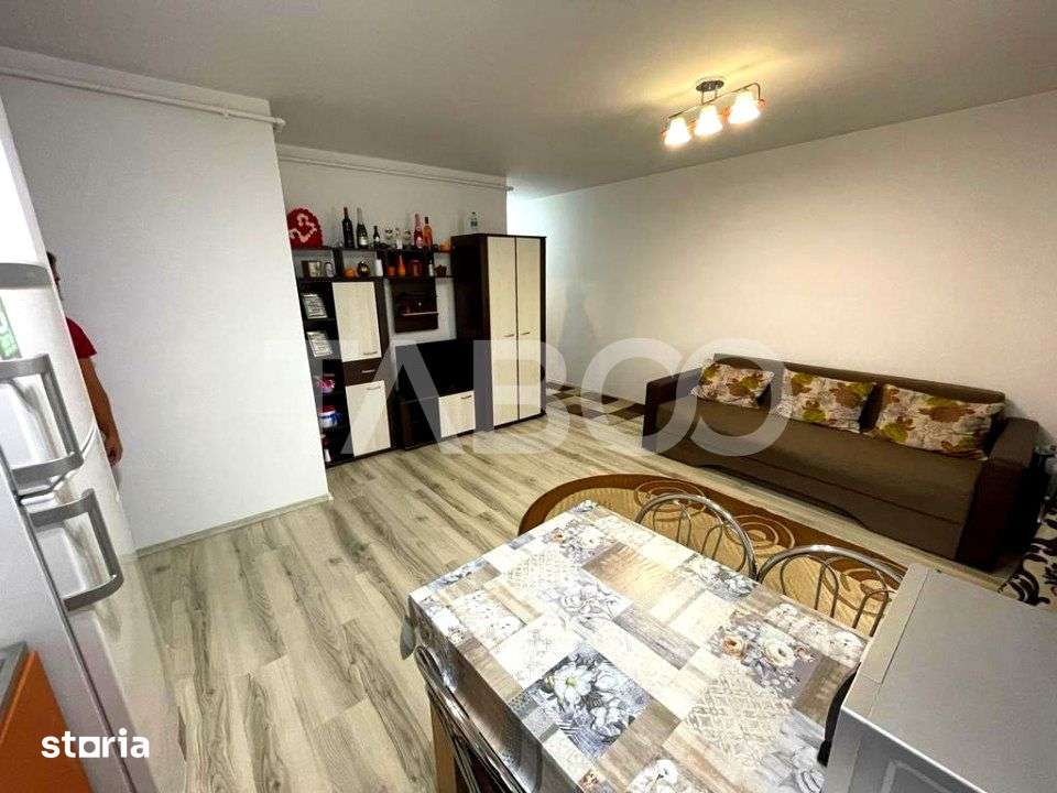 Apartament 2 camere etaj 1 balcon loc parcare Sibiu Calea Surii Mici — fotografia 3