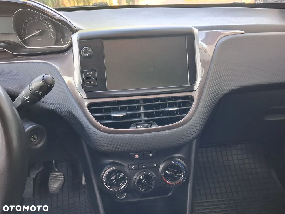 Peugeot 2008 1.6 VTi Active - 20