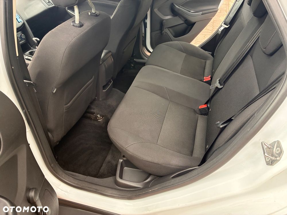 Ford Focus 1.5 TDCi Trend Sport - 11