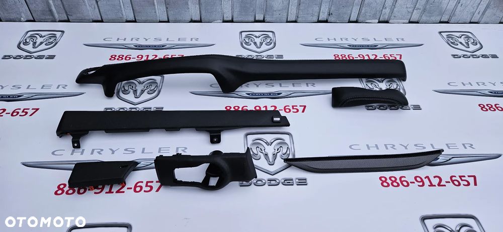 Dodge Durango III LIFT 2021-2025 Listwa ozdobna deski rozdzielczej Dekor kokpitu Zaślepka deski - 1