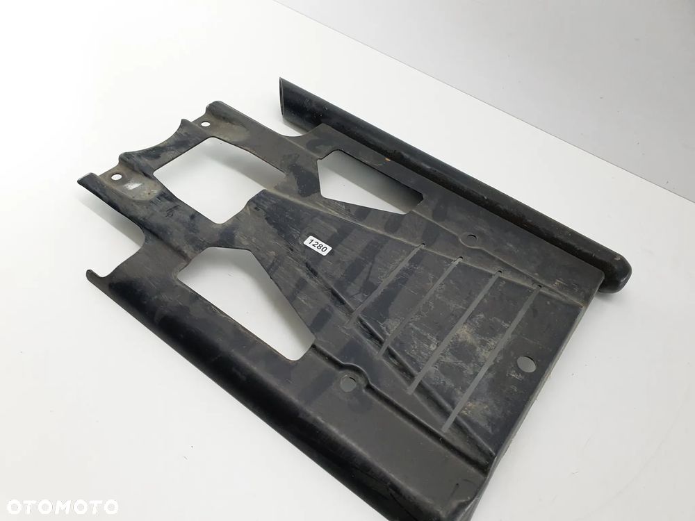 SUZUKI INTRUDER M1800R PŁUG OSŁONA - 3