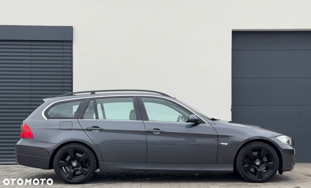 BMW Seria 3 325d DPF - 3