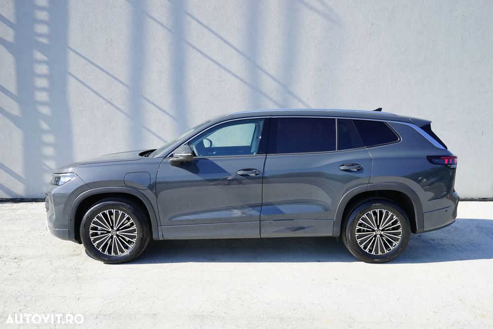 Volkswagen Tayron 1.5 TSI DSG PHEV Life - 3