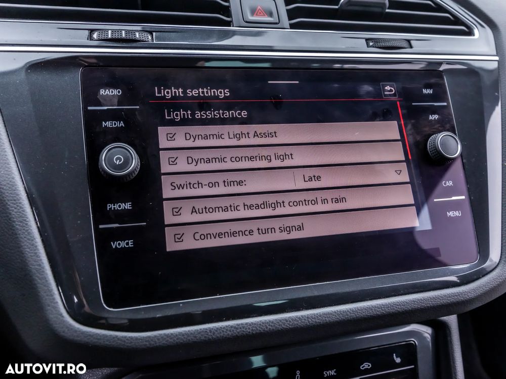 Volkswagen Tiguan 2.0 TSI OPF DSG 4Motion Elegance - 34