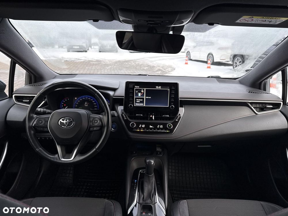 Toyota Corolla 1.8 Hybrid Selection - 12