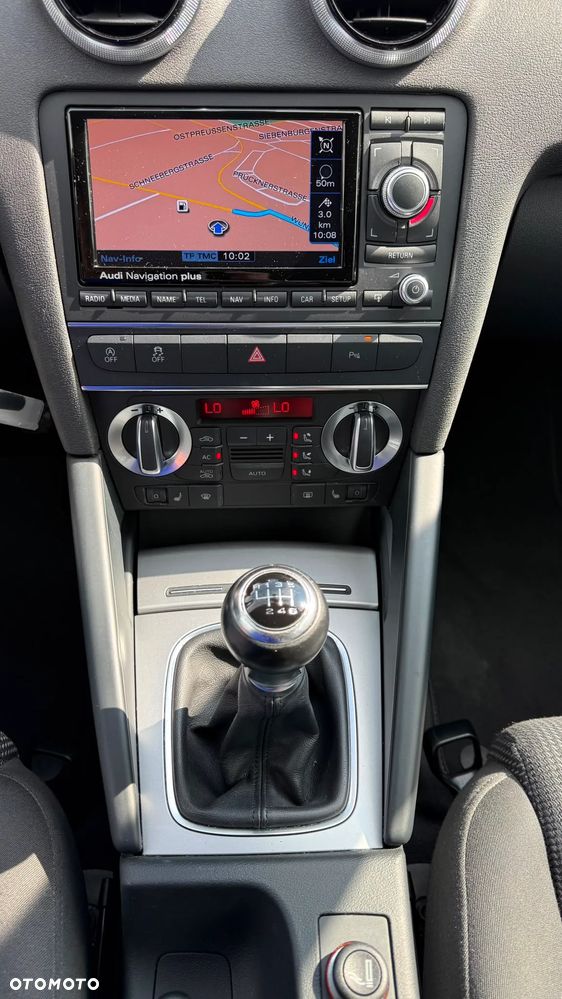 Audi A3 Sportback 2.0 TDI DPF quattro Ambiente - 5