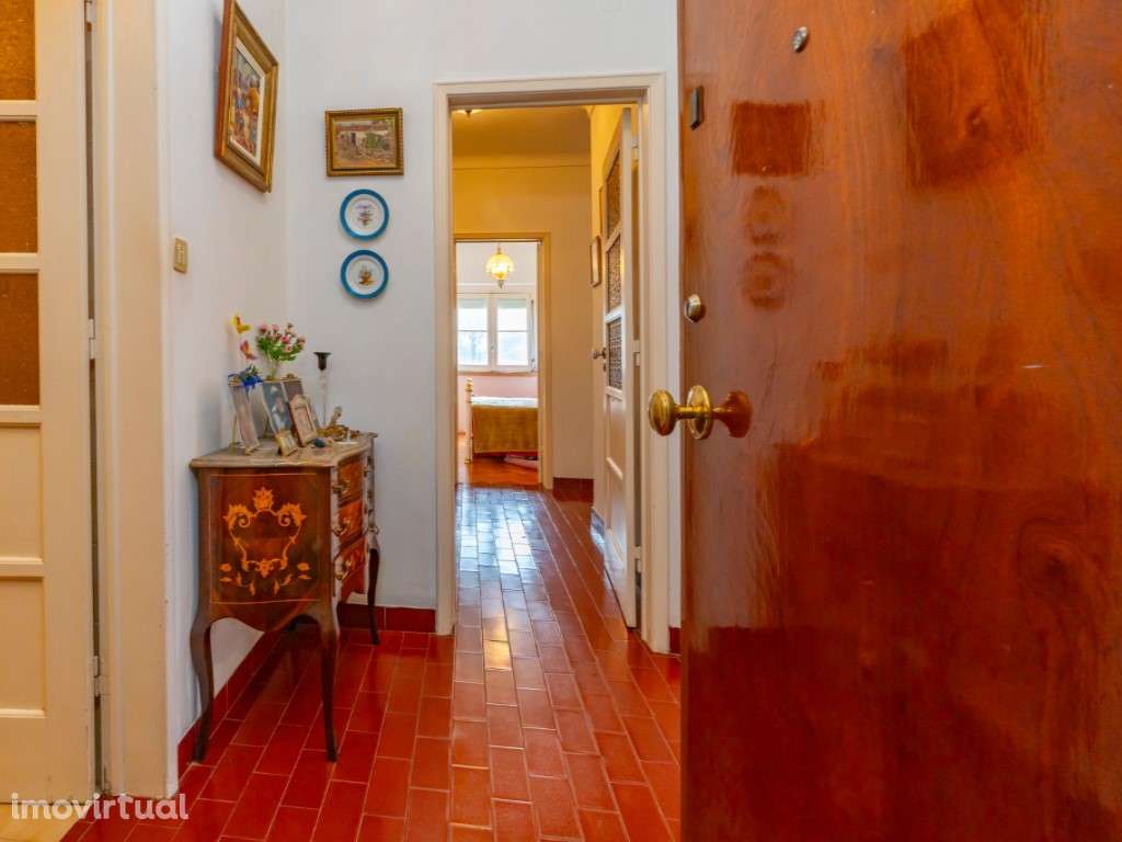 T2 com elevador na Graça - Grande imagem: 5/11