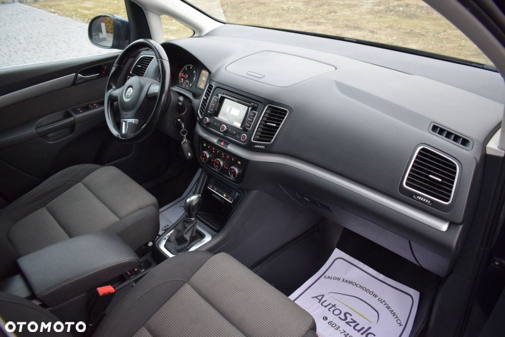 Volkswagen Sharan - 24