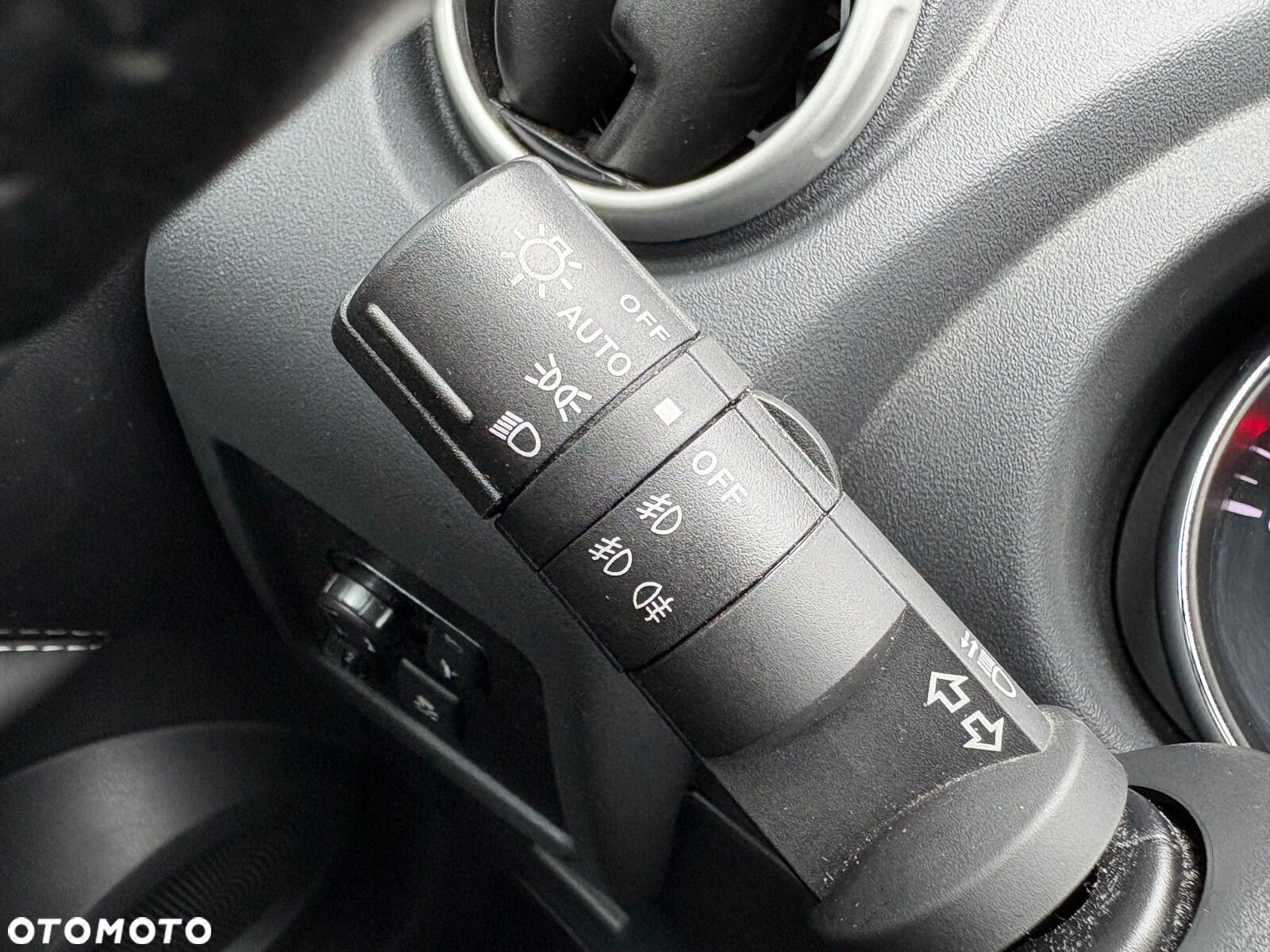 Nissan Qashqai 1.6 Acenta CVT - 24
