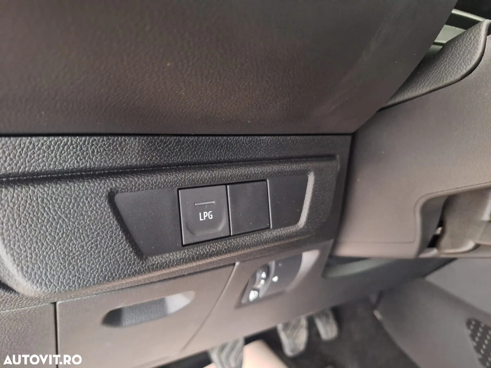 Dacia Logan ECO-G 100 MT6 Prestige+ - 21