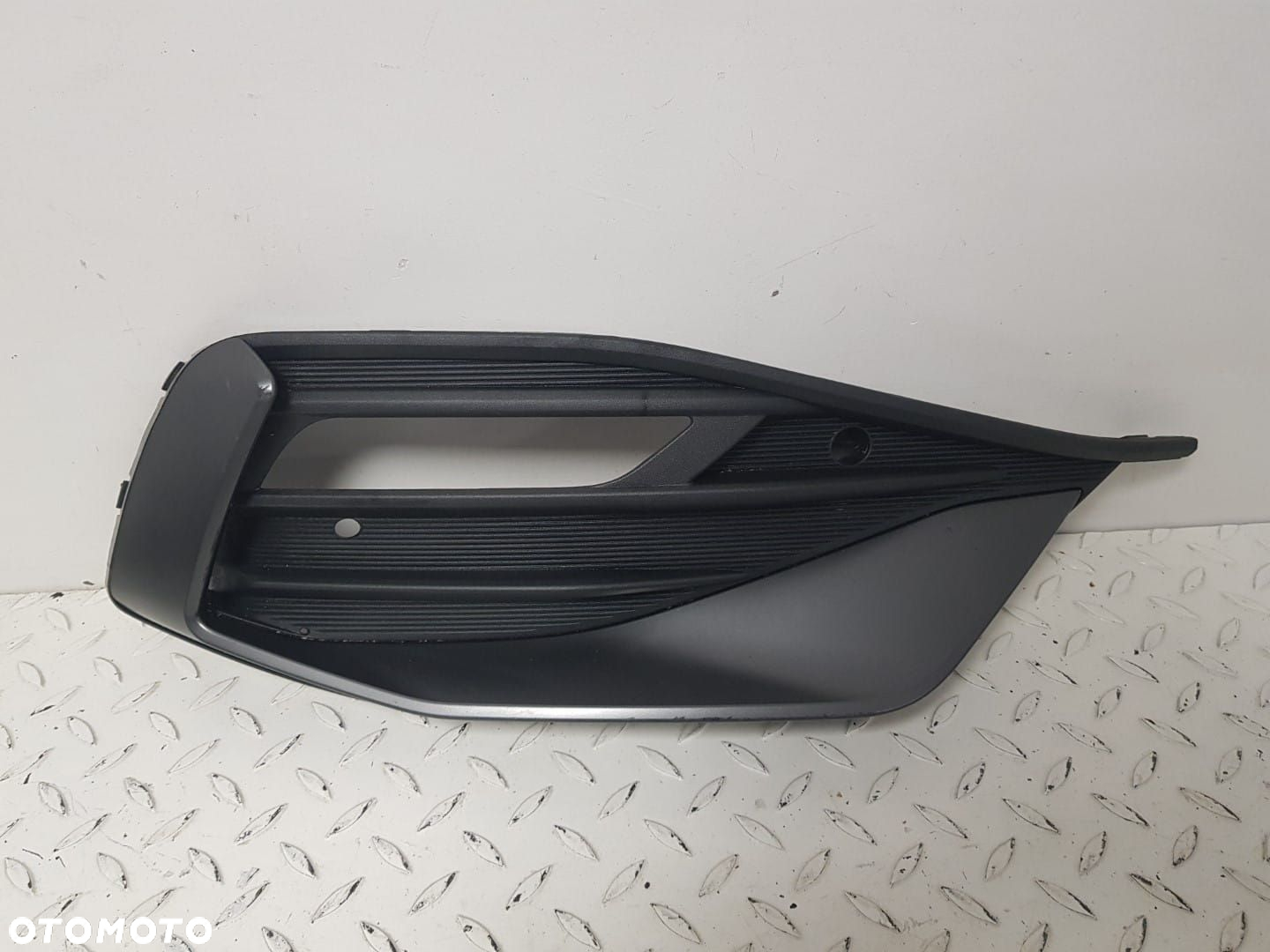 KRATKA ZDERZAKA PRZEDNIEGO PRAWA SEAT CUPRA LEON IV 5FA PRAWA 20-25 5FA853666D - 2