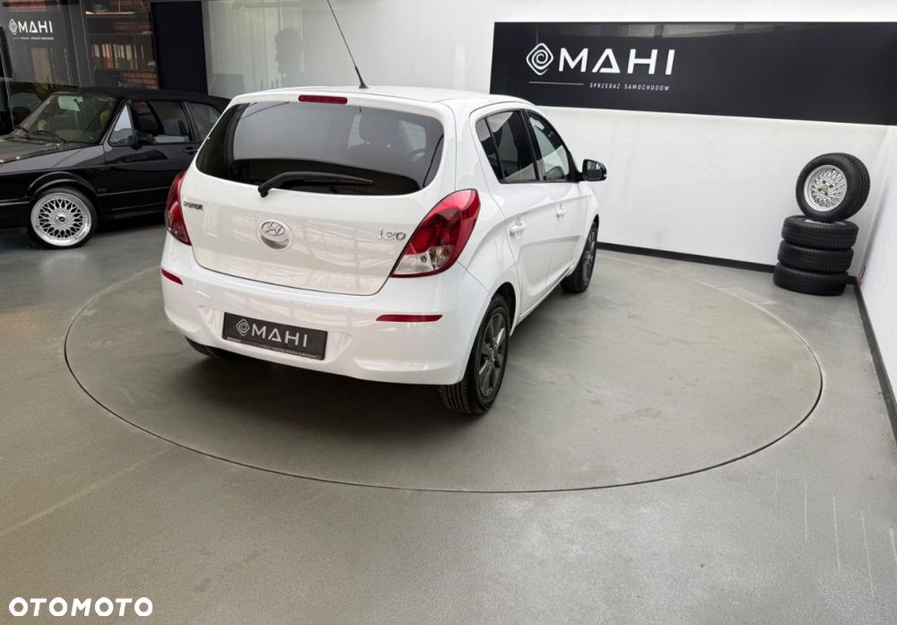 Hyundai i20 - 11