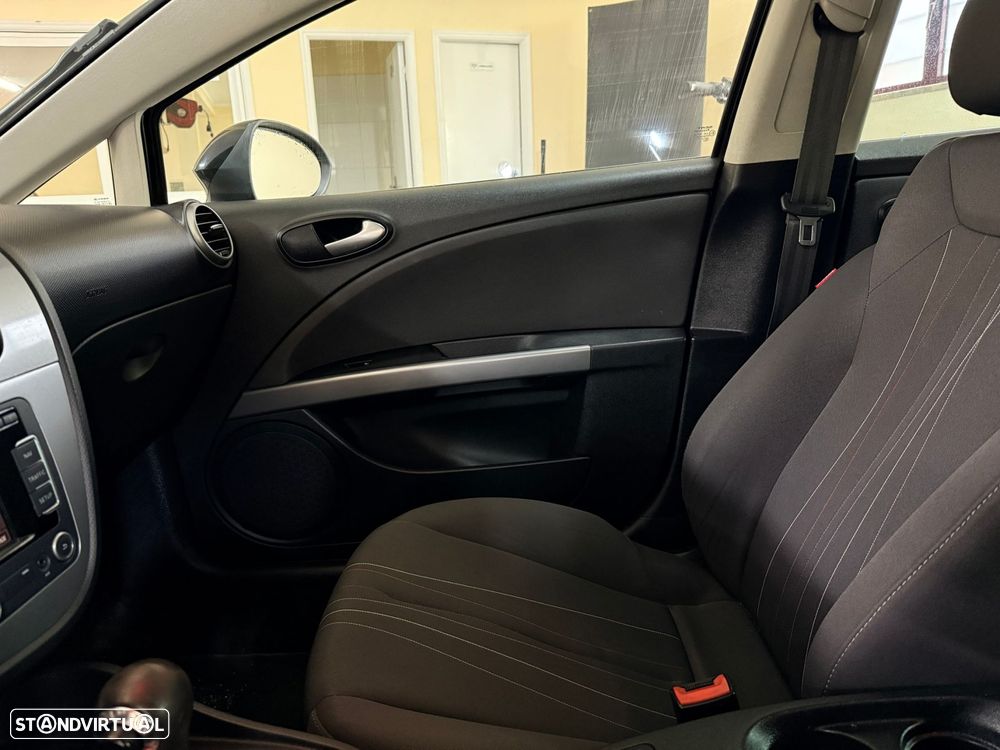 SEAT Leon 1.6 TDI Sport DSG - 21