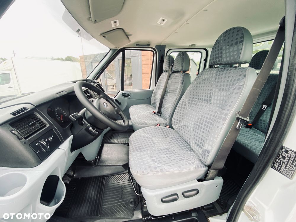 Ford TRANSIT - 13