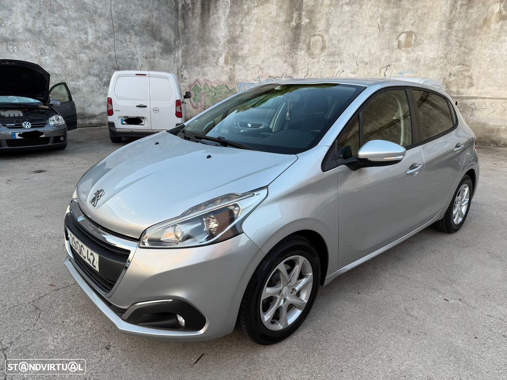 Peugeot 208 1.2 PureTech Active - 10