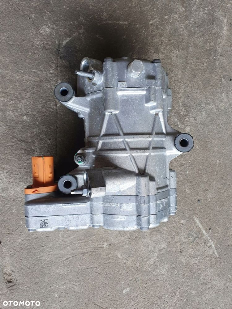 PEUGEOT 3008 III 23-25R 1,6 HUBRYDA SPREZARKA KLIMATYZACJI 9841935480