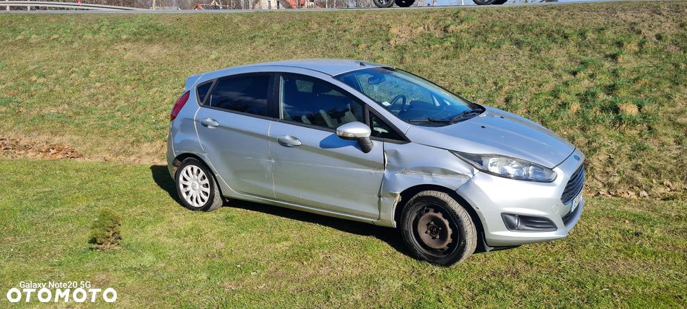 Ford Fiesta 1.6 TDCi SYNC Edition - 3