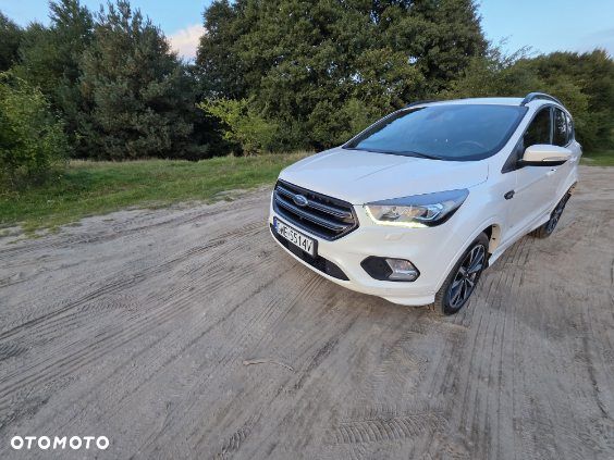 Ford Kuga - 2
