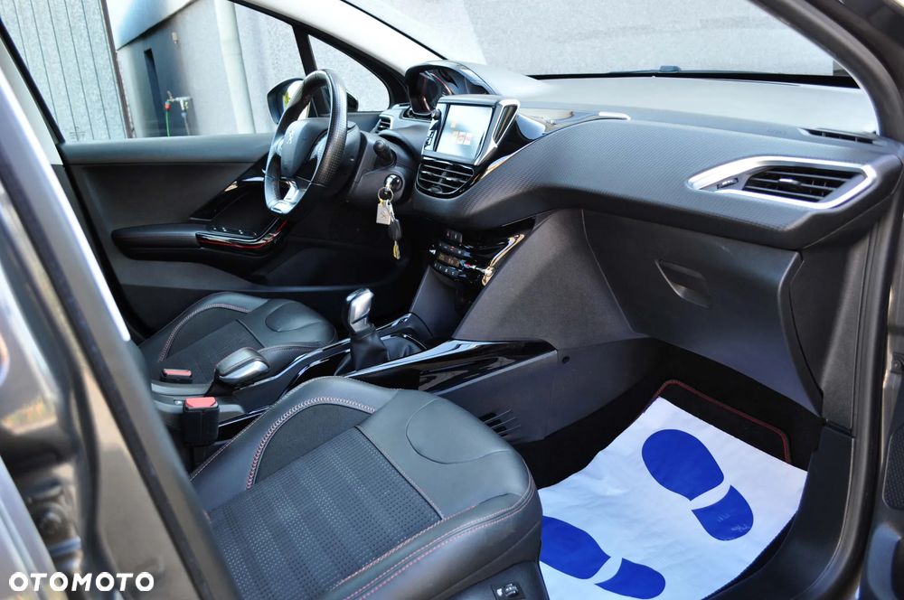 Peugeot 2008 1.5 BlueHDi GT Line S&S - 15