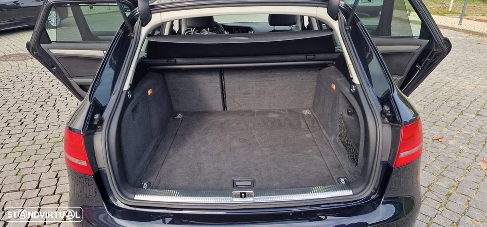 Audi A4 Avant 2.0 TDi - 7