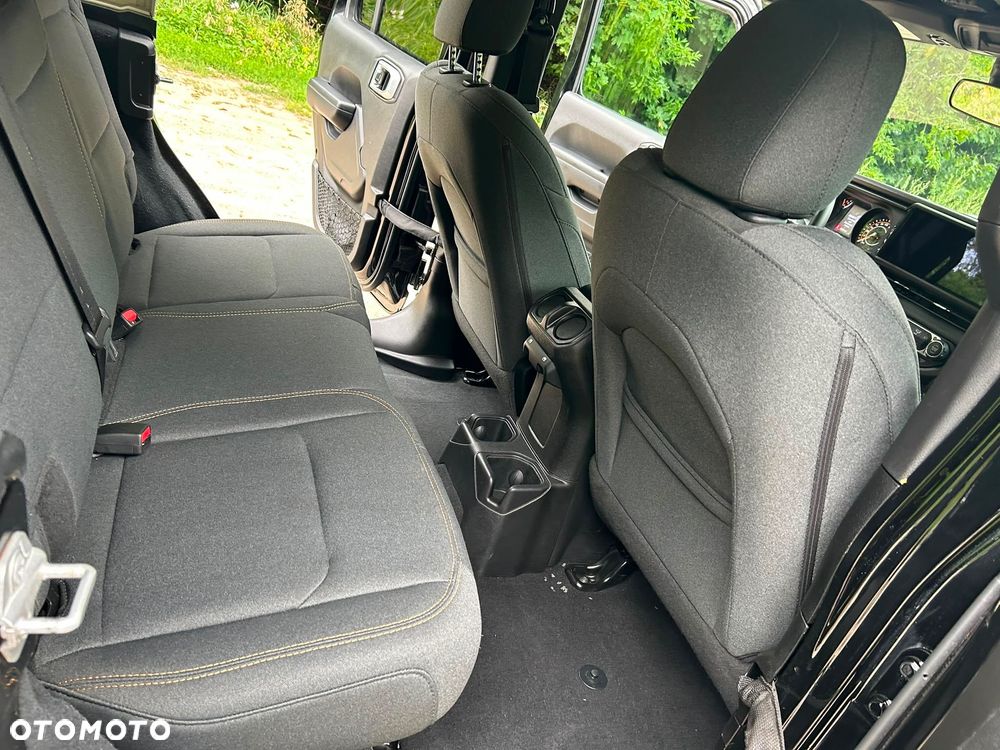 Jeep Wrangler Unlimited GME 2.0 Turbo Sahara - 7