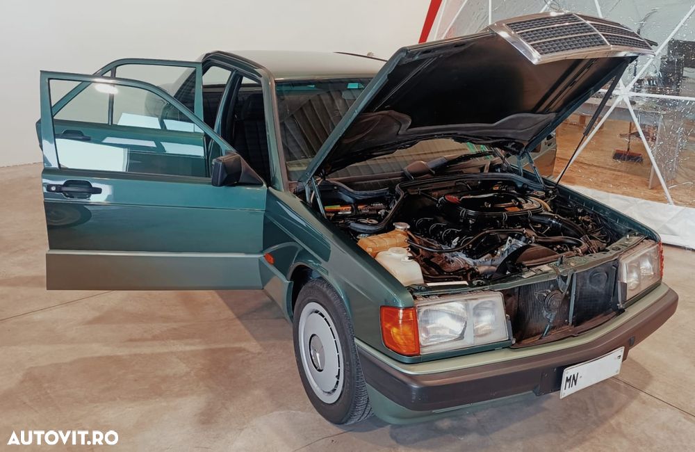 Mercedes-Benz W201 - 19