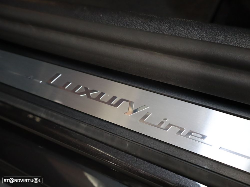 BMW 530 e Line Luxury - 11