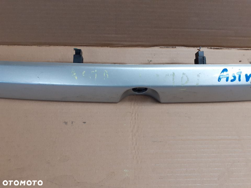 OPEL ASTRA G Blenda Klapy Listwa Klapy Przycisk Mikrostyk Otwierania Klapy Z157 - 3