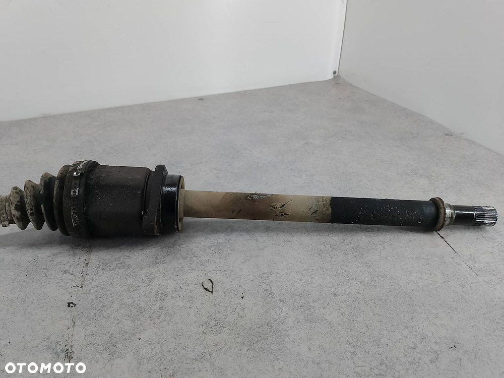 PÓŁOŚ PRAWA PRZÓD NISSAN QASHQAI +2 I - 7