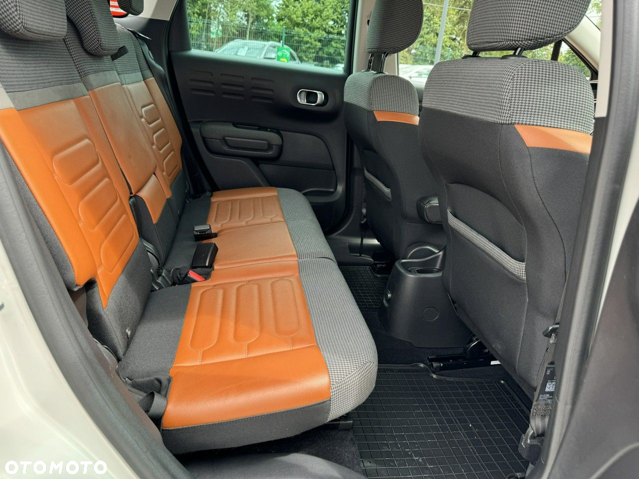 Citroën C3 Aircross PureTech 110 Stop & Start EAT6 Shine - 32