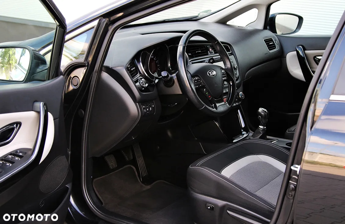 Kia Ceed 1.4 L Business Line - 16