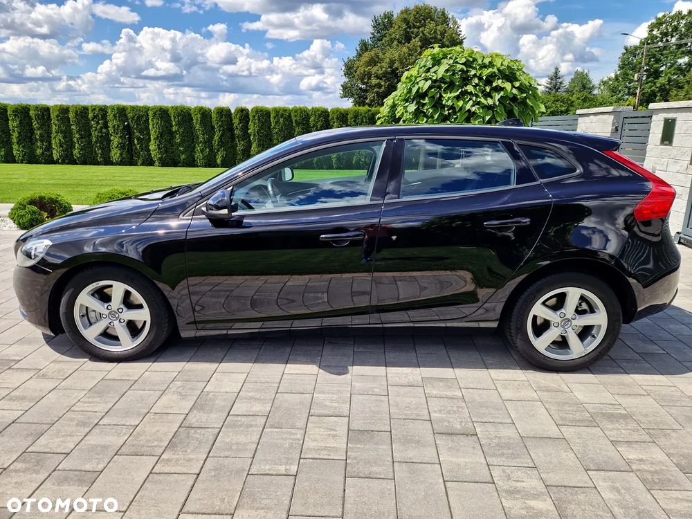Volvo V40 D2 Geartronic Momentum - 4