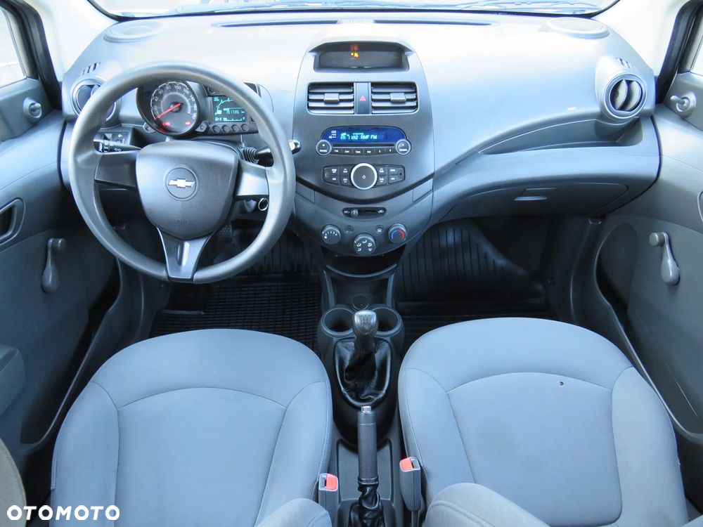 Chevrolet Spark 1.0 + - 29