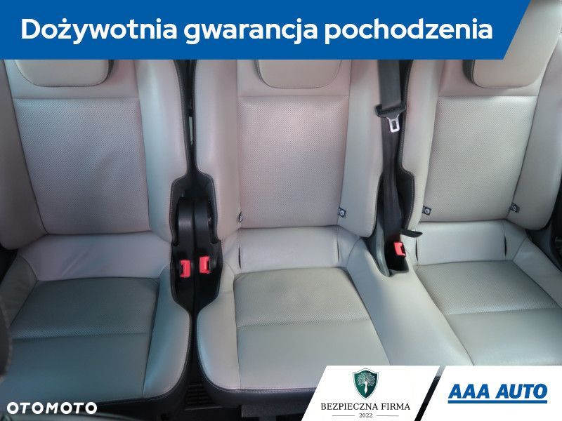 Ford Tourneo Custom - 11