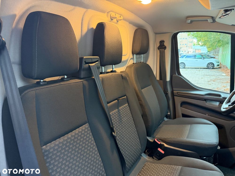 Ford Transit Custom - 9