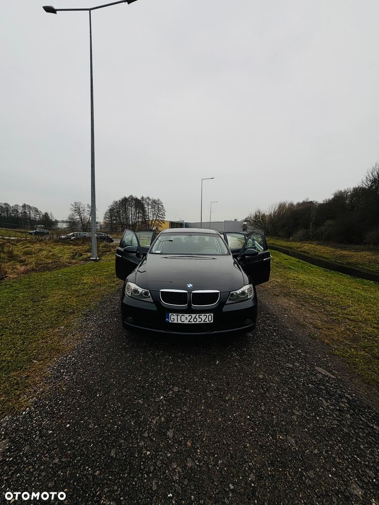 BMW Seria 3 318d DPF Edition Lifestyle - 12